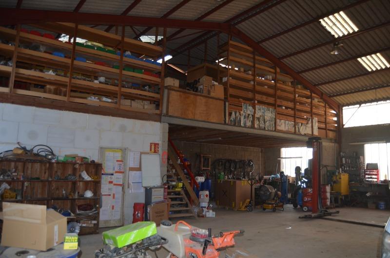 Demeure - 380 m² - 12 pièces