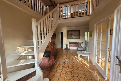 Pavillon - 179 m² - 6 pièces