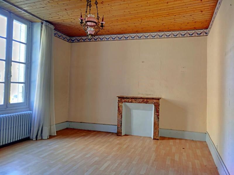 Maison - 173 m² - 9 pièces