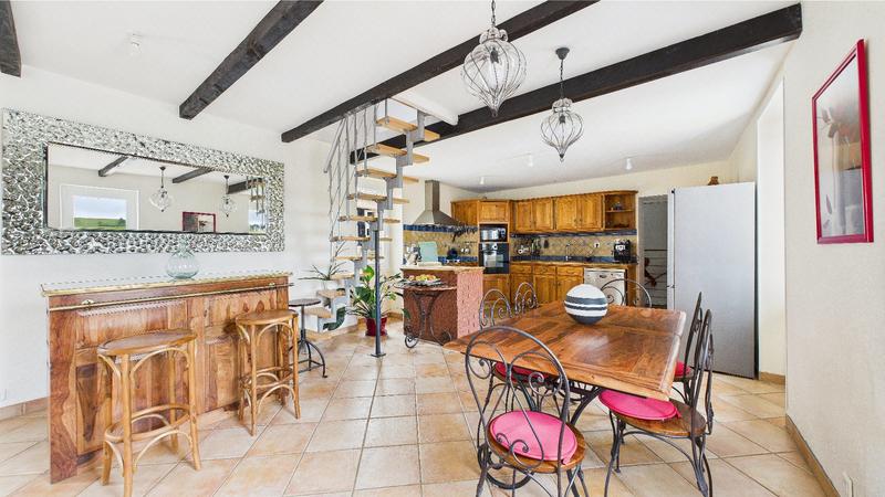 Maison - 146 m² - 5 pièces