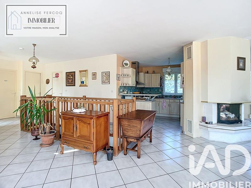 Maison - 195 m² - 8 pièces