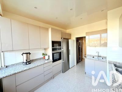 Appartement - 122 m² - 5 pièces