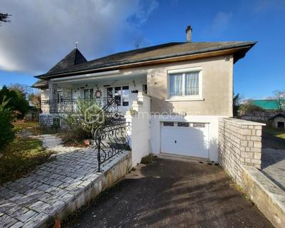 Maison - 111 m² - 4 pièces