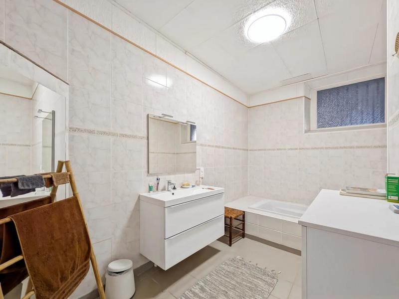 Maison - 193 m² - 10 pièces