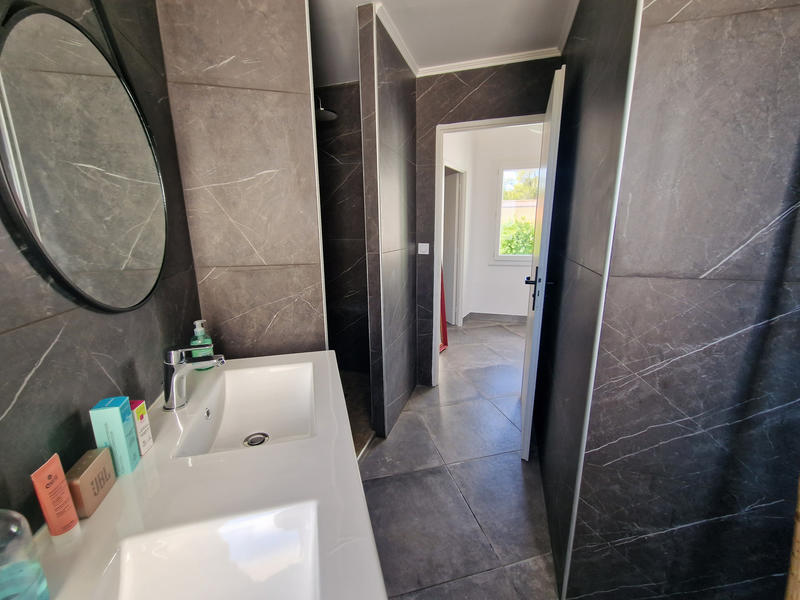 Maison - 180 m² - 6 pièces