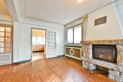 Maison - 102 m² - 5 pièces