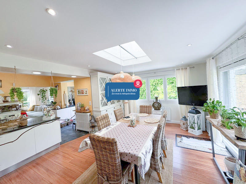 Maison - 150 m² - 5 pièces