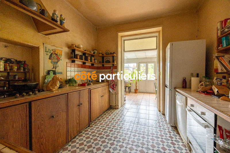 Maison - 180 m² - 8 pièces