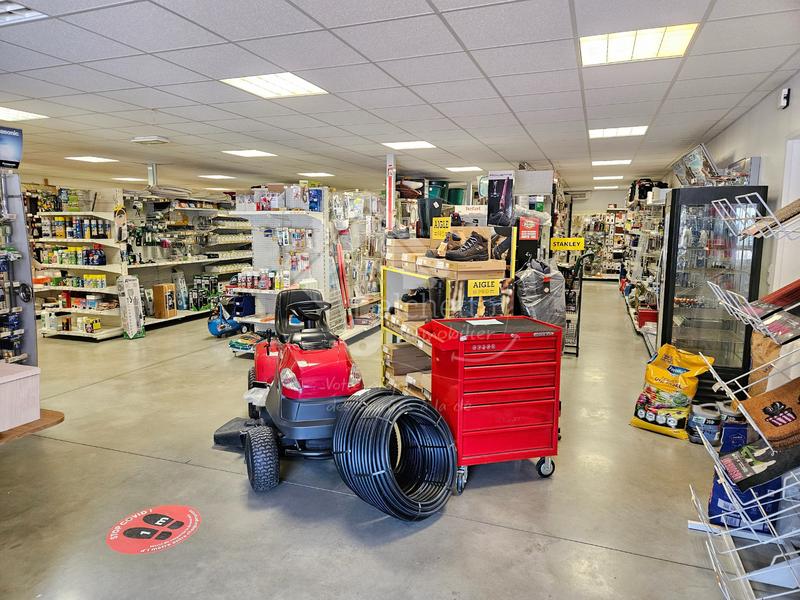 Fonds de commerce - Magasins - 280 m²
