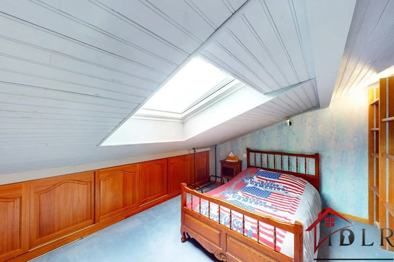 Maison - 160 m² - 8 pièces