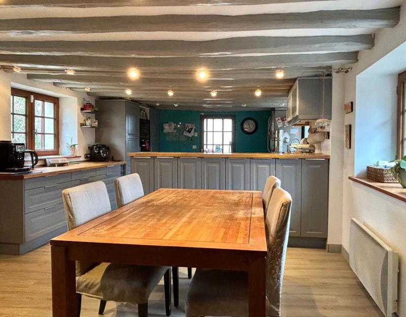 Maison - 200 m² - 7 pièces