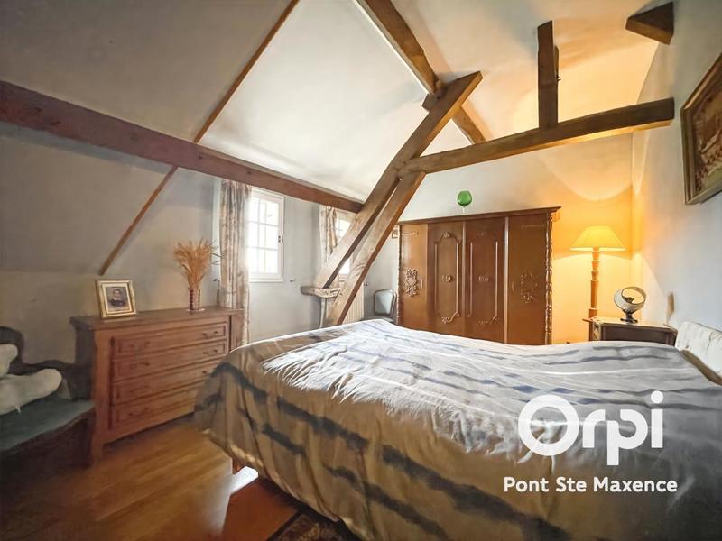 Maison - 130 m² - 4 pièces