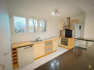 Appartement - 68 m² - 5 pièces