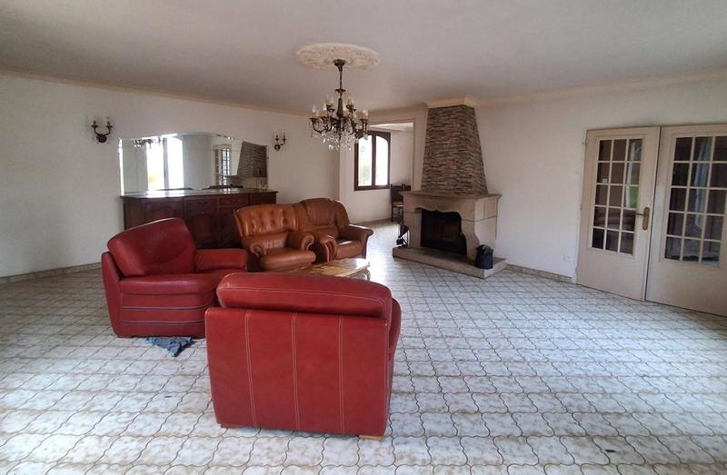 Maison traditionnelle - 206 m² - 8 pièces