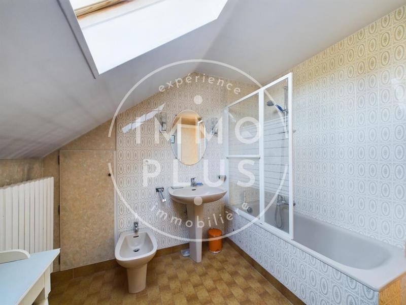 Maison - 167 m² - 7 pièces