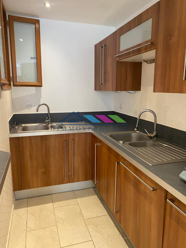 Maison - 239 m² - 7 pièces