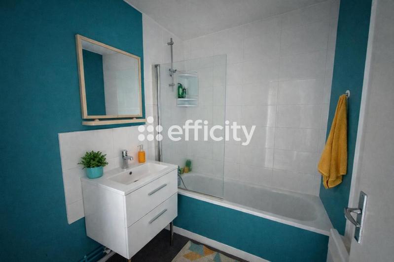 Appartement - 84 m² - 4 pièces