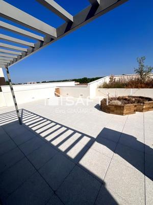 Appartement - 95 m² - 5 pièces