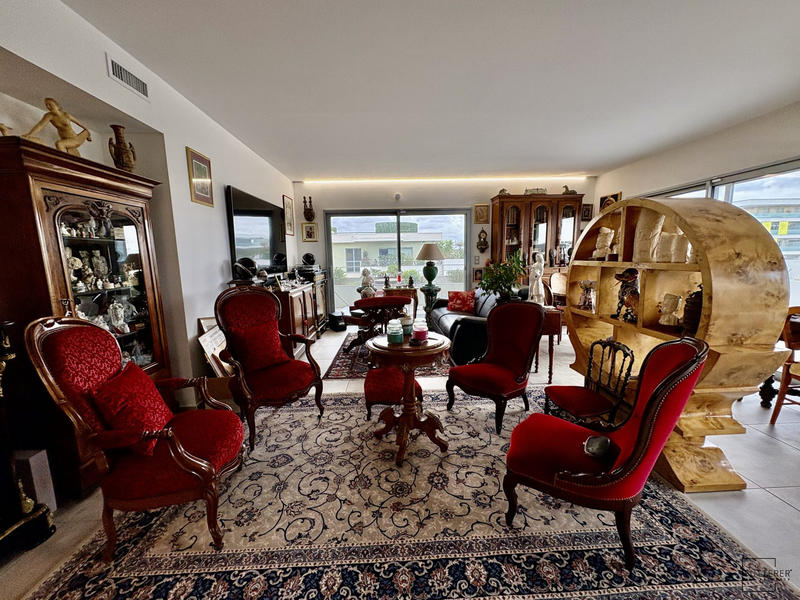 Appartement - 87 m² - 3 pièces