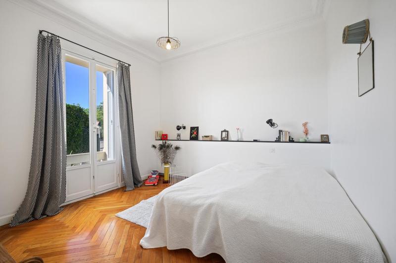 Appartement bourgeois - 125 m² - 5 pièces