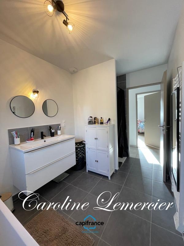 Maison - 98 m² - 4 pièces