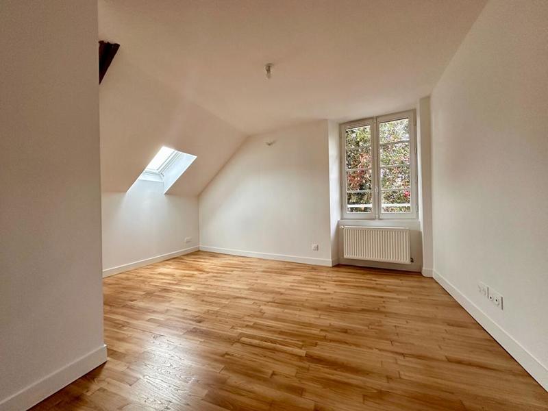 Maison - 115 m² - 6 pièces