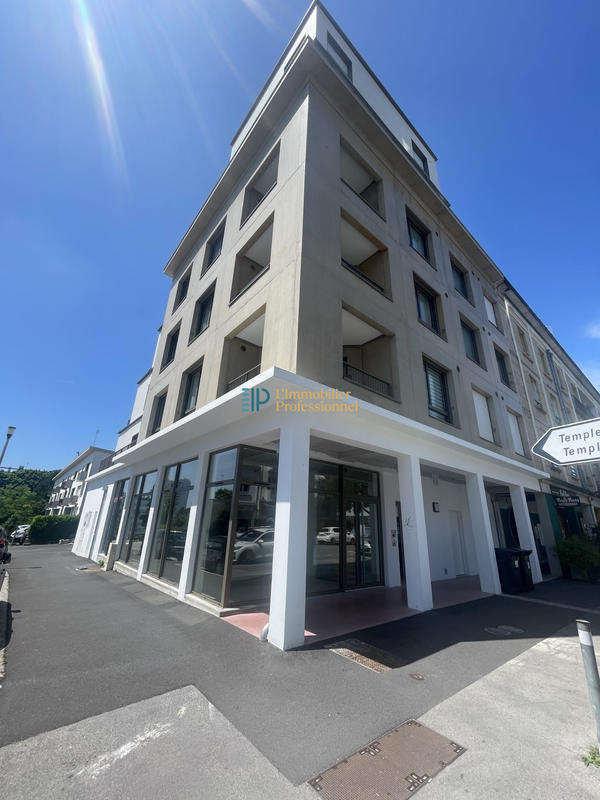 Local commercial - 84 m²