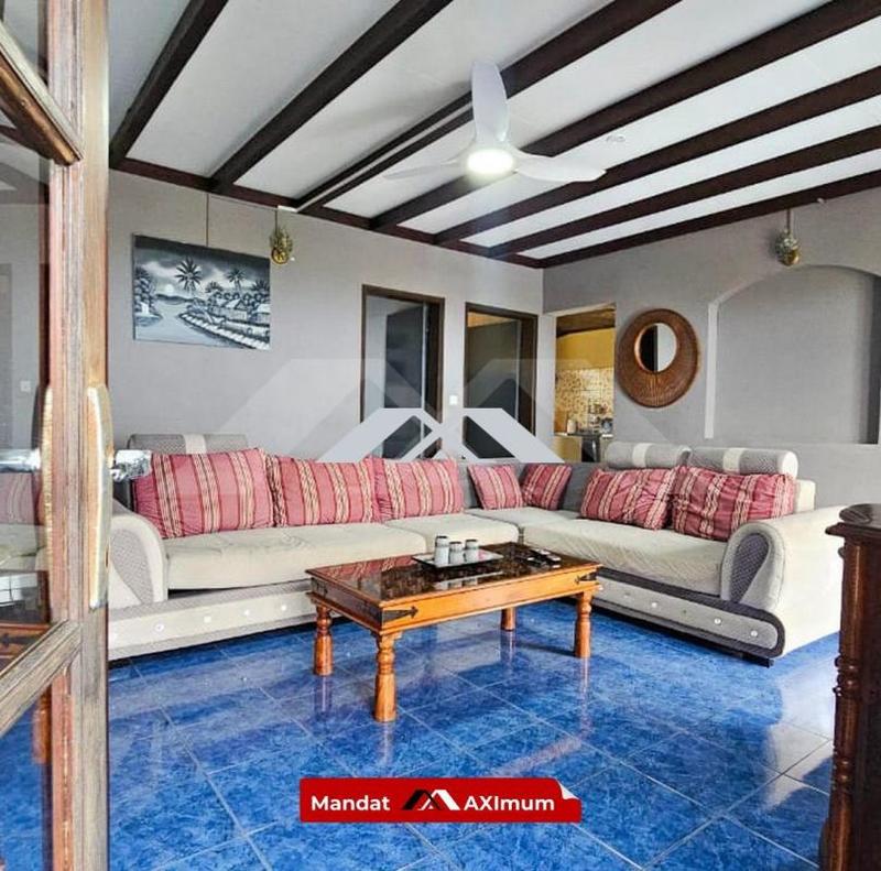 Villa - 107 m² - 5 pièces