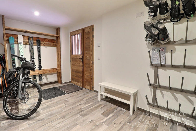 Châlet - 368 m² - 9 pièces