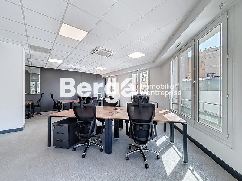 Bureau - 80 m² - 1 pièce