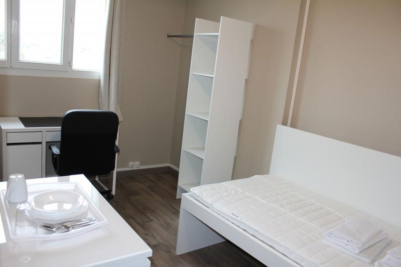 Chambre - 12 m² - 1 pièce