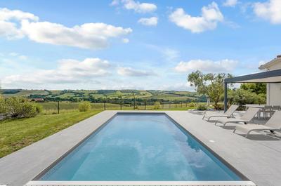 Maison contemporaine - 262 m² - 7 pièces