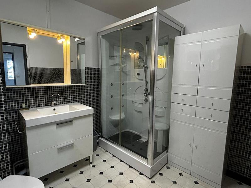 Appartement - 138 m² - 5 pièces