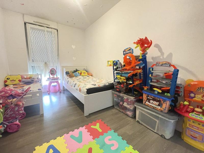 Appartement - 65 m² - 4 pièces