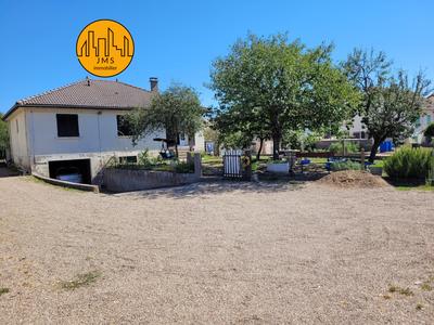 Maison - 101 m² - 5 pièces