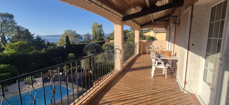 Villa - 200 m² - 6 pièces