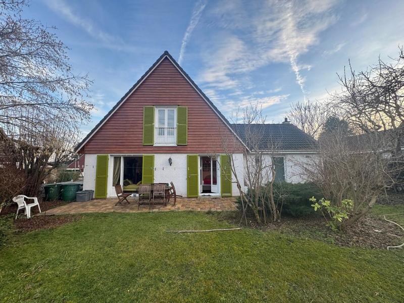 Maison - 115 m² - 5 pièces