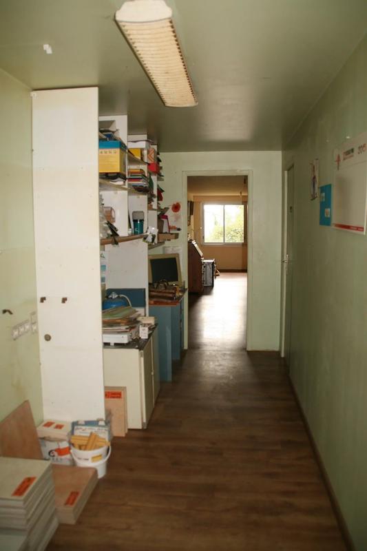 Bureau - 900 m² - 4 pièces