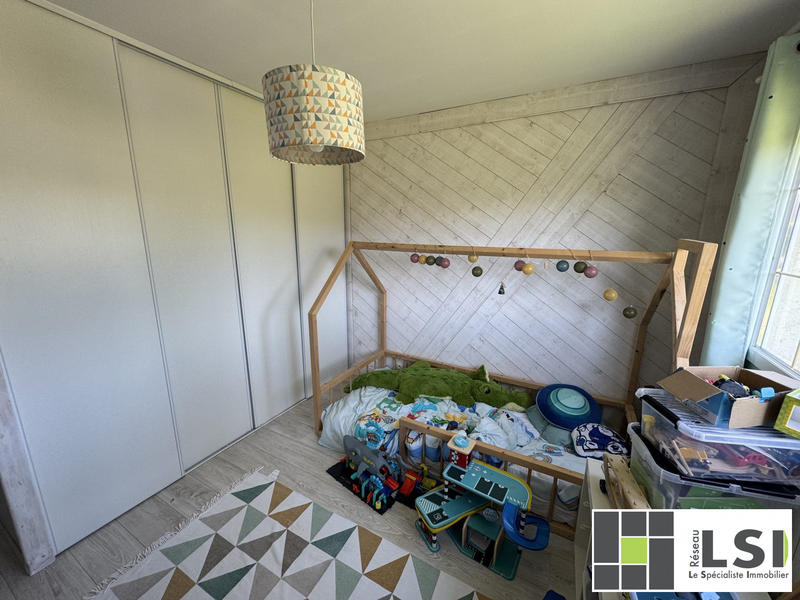 Maison - 121 m² - 6 pièces