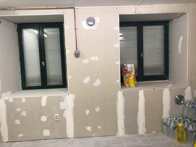 Maison - 280 m² - 12 pièces