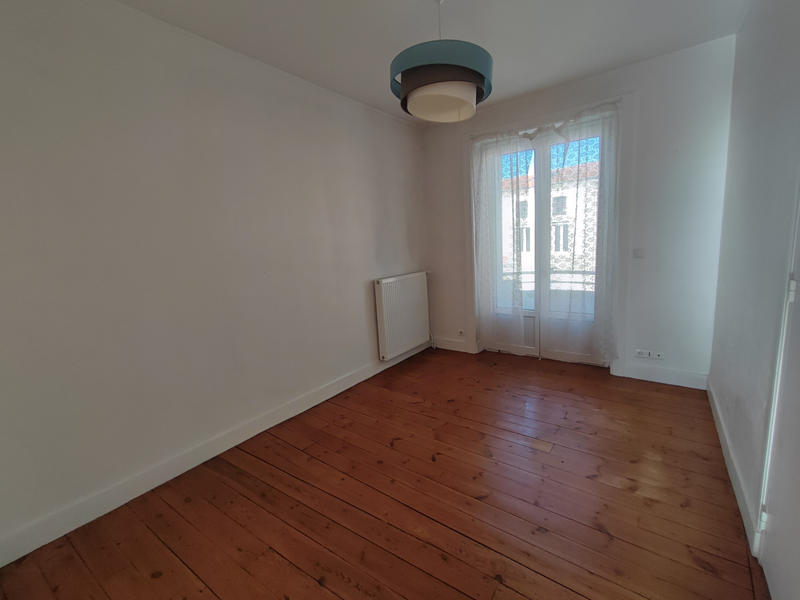 Appartement - 77 m² - 3 pièces