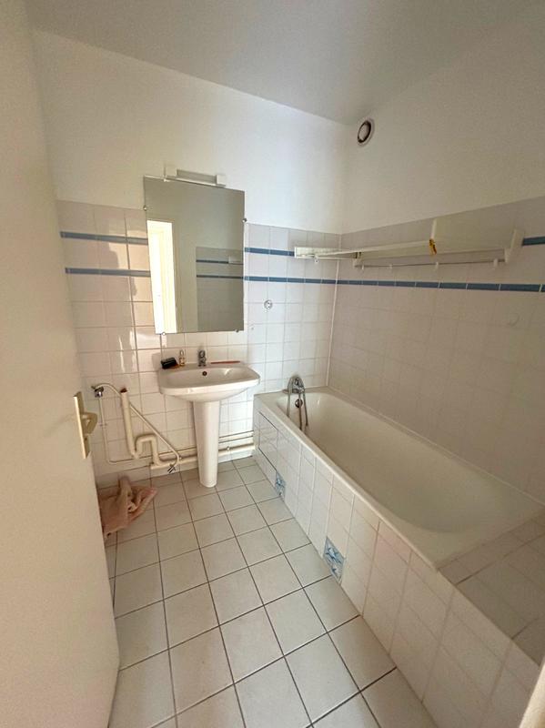 Appartement - 98 m² - 4 pièces