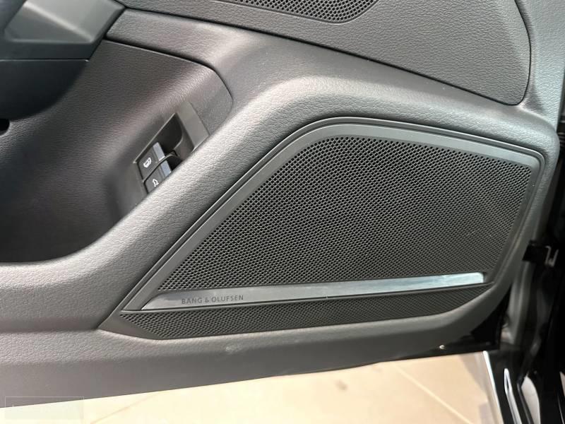 Audi A6 Avant 55 TFSIe 367 ch s tronic 7 Quattro Competition