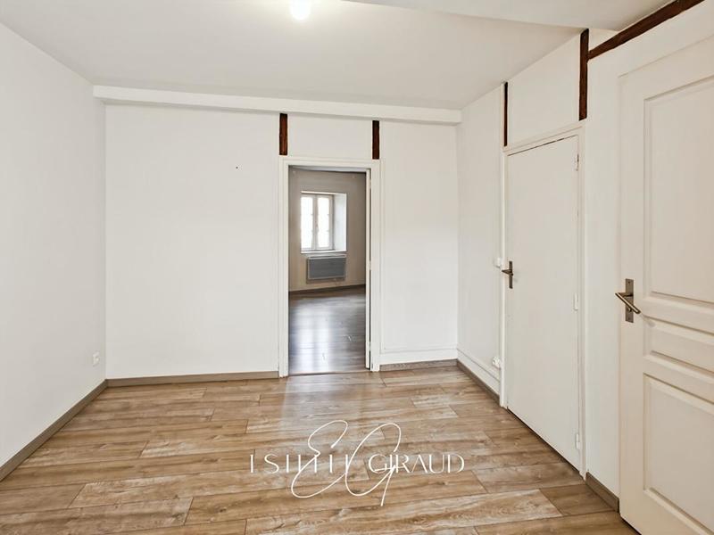 Maison - 97 m² - 5 pièces