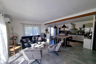 Maison - 80 m² - 3 pièces