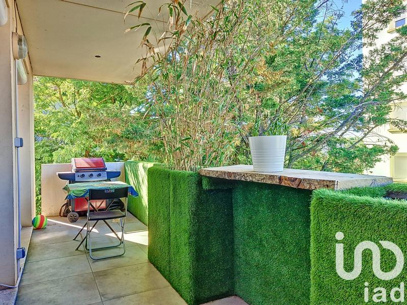 Appartement - 81 m² - 3 pièces