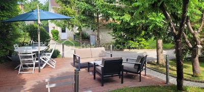 Maison en pierre - 222 m² - 9 pièces