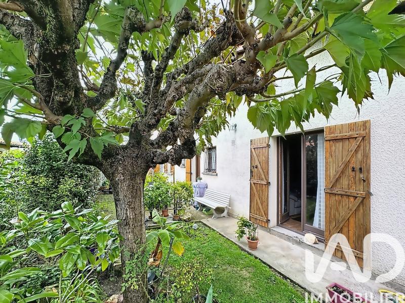 Maison - 121 m² - 6 pièces