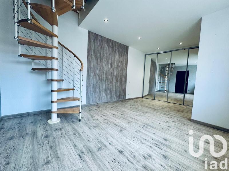 Maison de village - 304 m² - 7 pièces