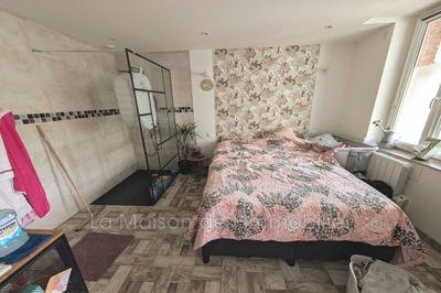 Maison en pierre - 139 m² - 7 pièces